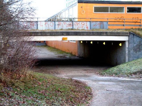 Östra gångvägen under Dragonvägen kr