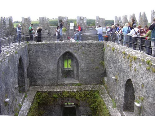 1.7Colleen lineup for kissing full