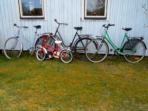 Cyklarna utsläppta kr