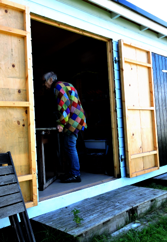 Bordet inne under tak kr