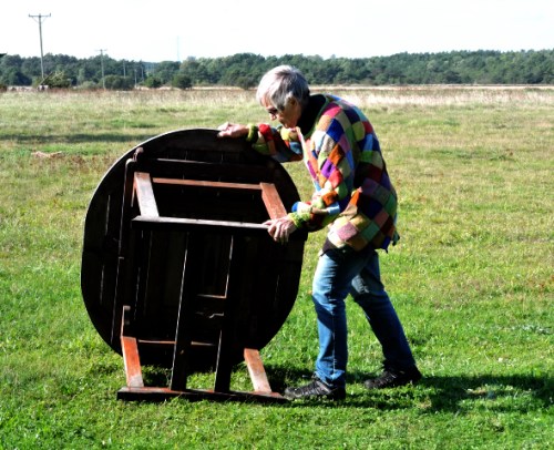 Bordet rullar själv kr